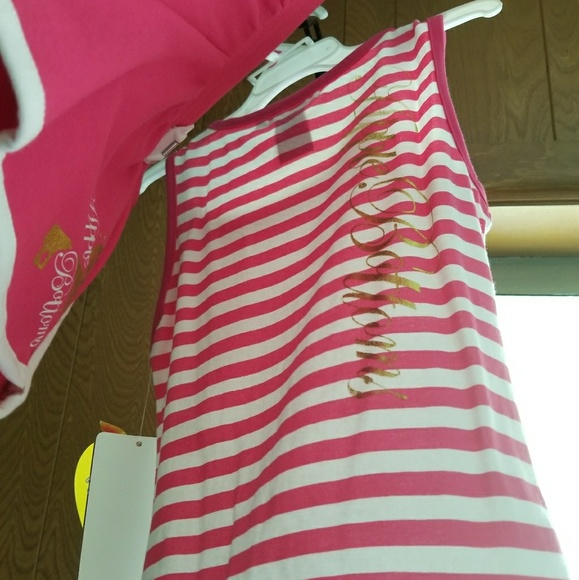 Clothes. - Picture 2 of 3